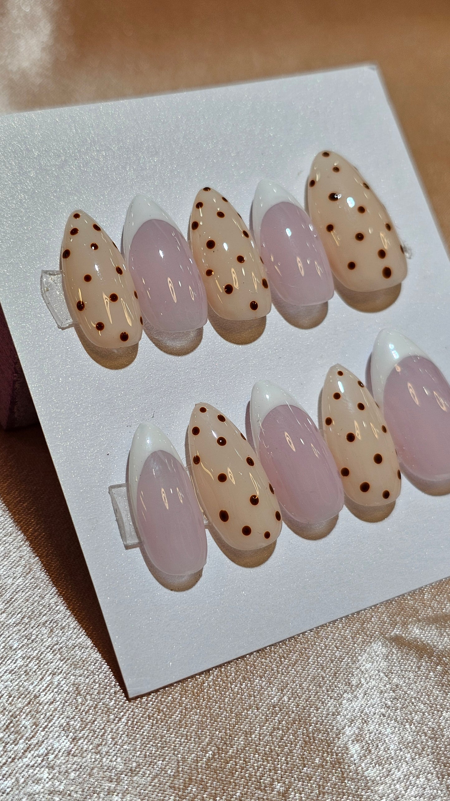 Chic Mocha Dots🤍🧁