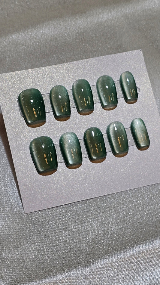 Emerald Moonlight✨️🌙💚
